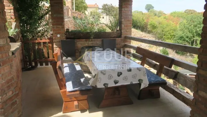 otok krk, okolica dobrinja, kuća s bazenom - slika 8