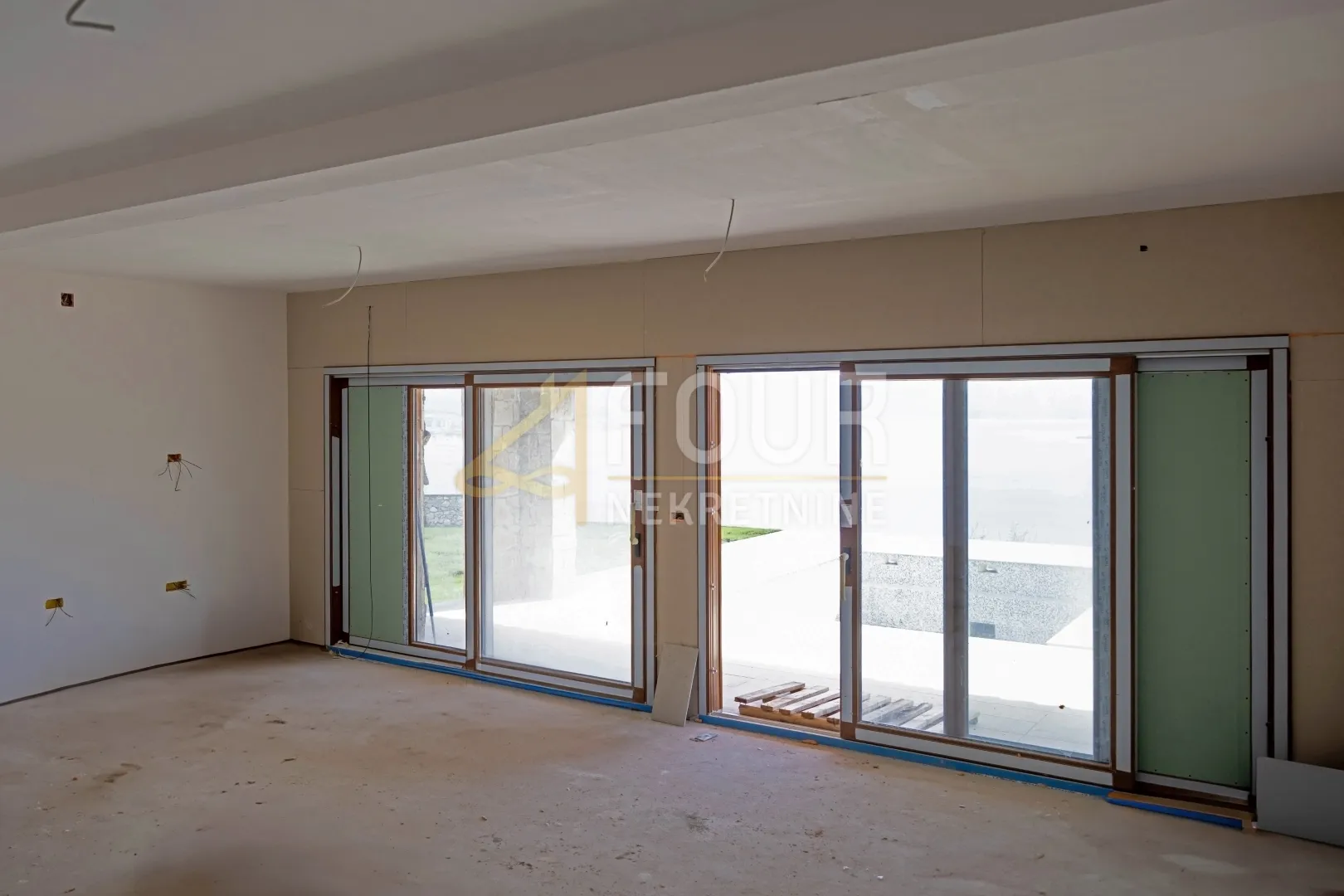 poljane, samostojeća kuća s bazen, 300m2 - slika 5