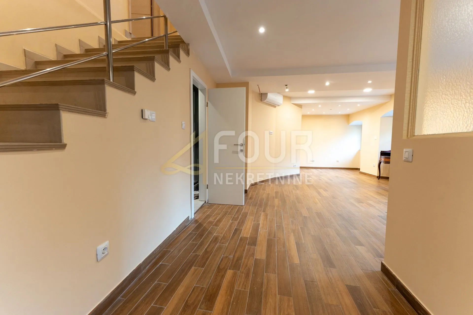 opatija, 135m2, 2s+db, balkon, vrt, pogled na more - slika 9