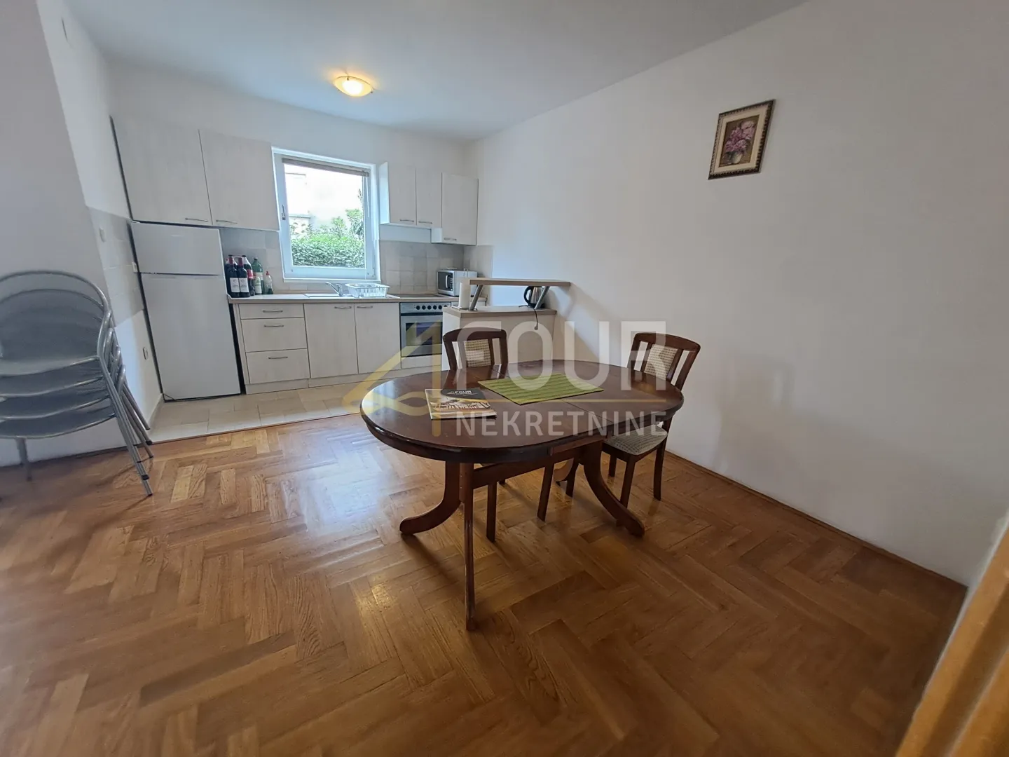 otok krk, malinska, 61m2, 2s+db, terasa, okućnica - slika 2