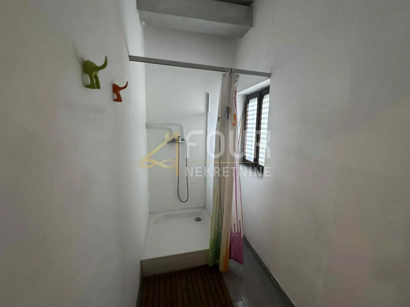 istra, poreč, samostojeća apartmanska kuća, 750m2 - slika 8