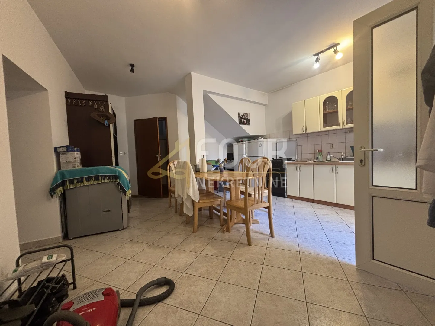 novi vinodolski, dvojna kuća, 77m2, pogled na more - slika 6