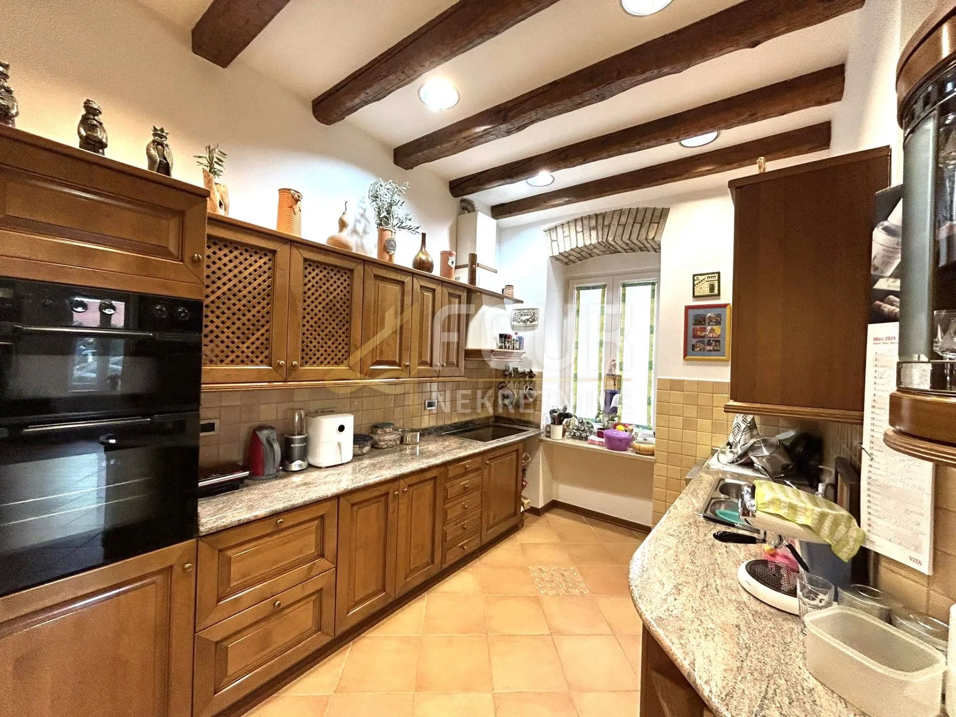 rijeka, zamet, 230m2, samostojeća kuća, konoba, garaža - slika 5