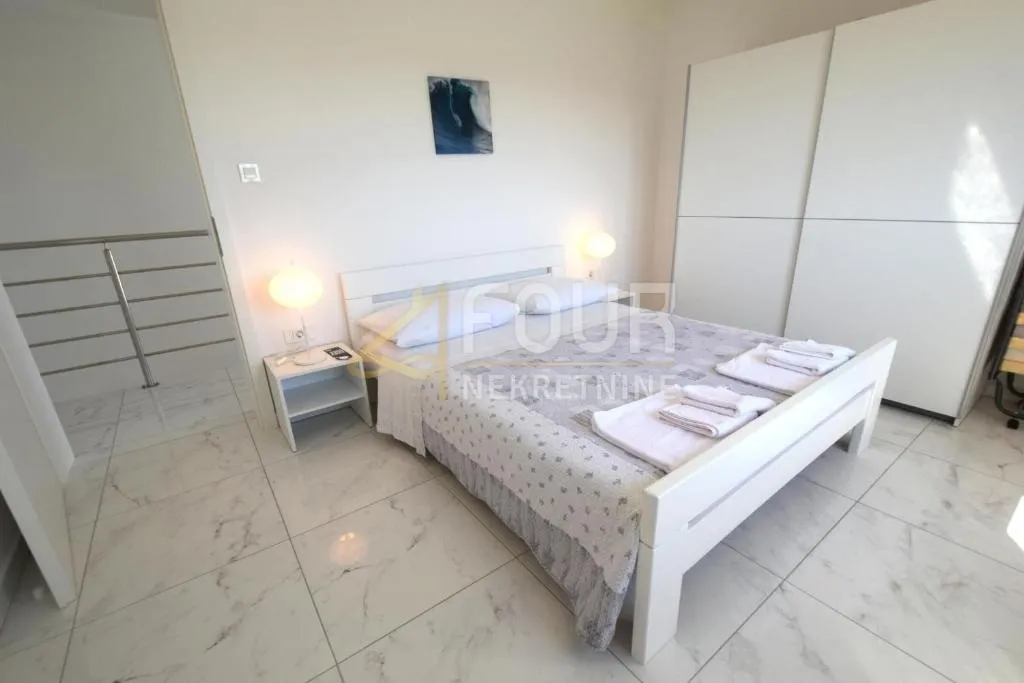 otok krk, linardići, samostojeća kuća, 170m2 - slika 6