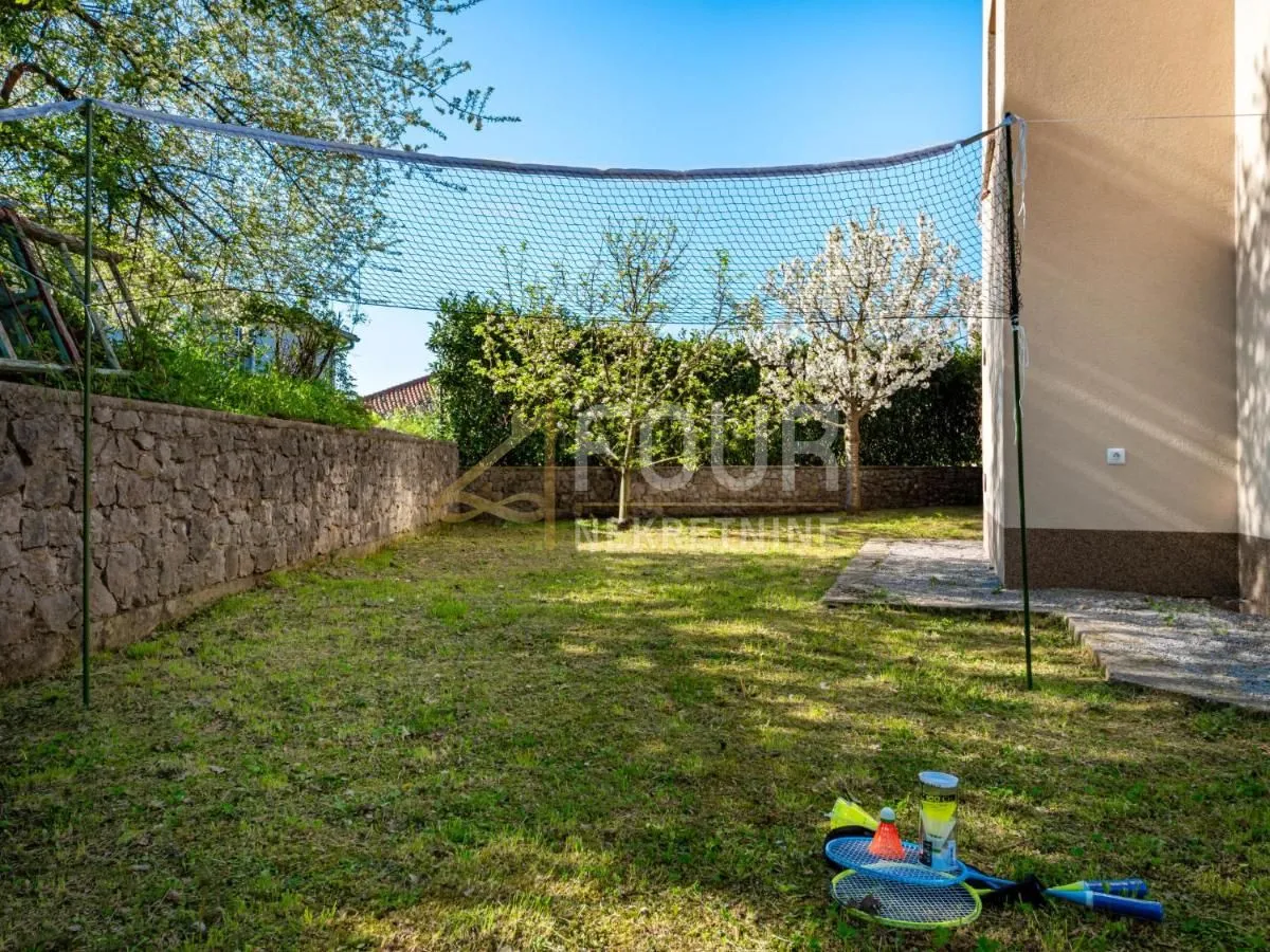 kastav, izvrsna novogradnja s bazenom, 282m2, garaža - slika 24
