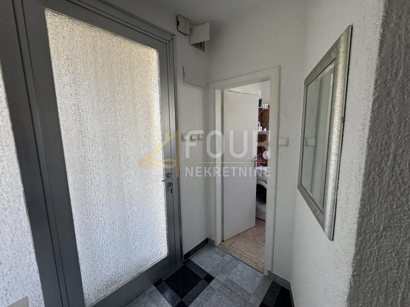 istra, fažana, samostojeća, apartmanska kuća, 280m2 - slika 7