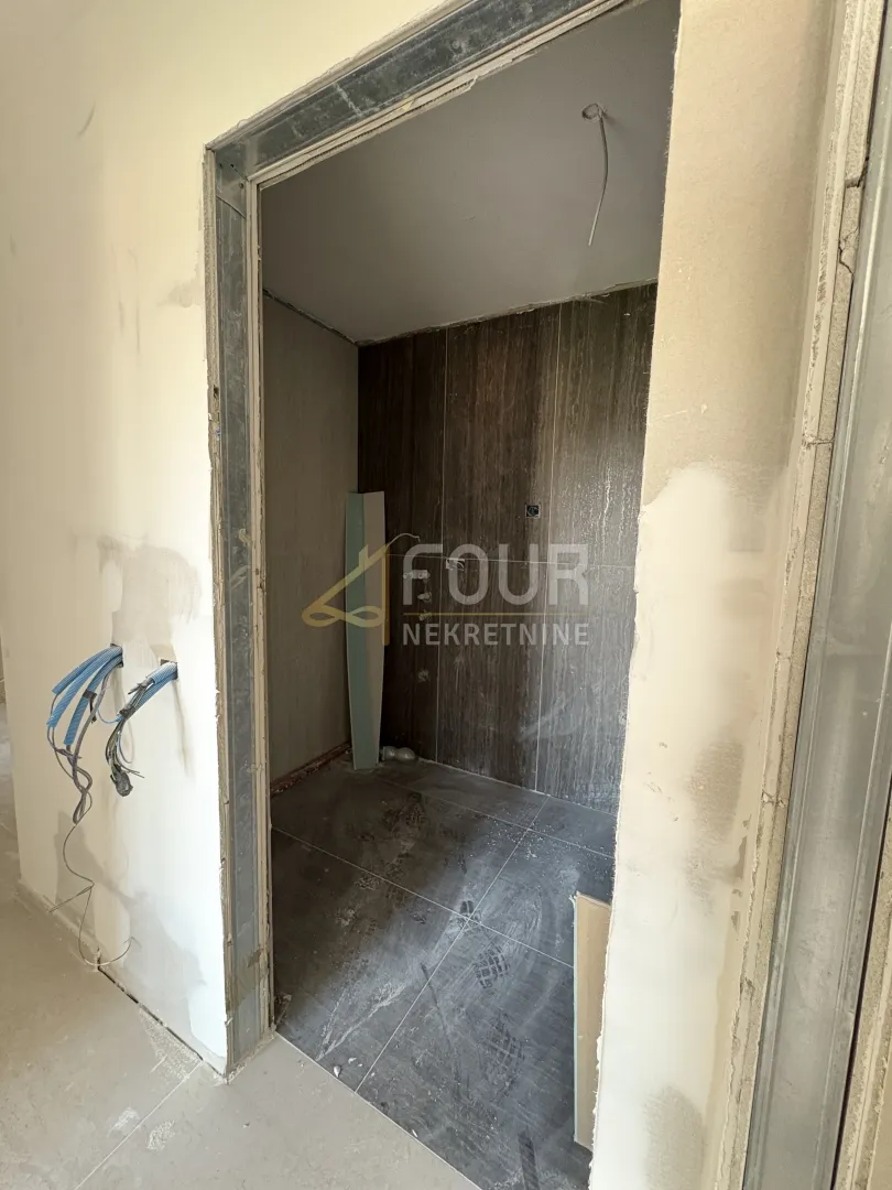 istra, fažana, novogradnja, 138.81m2, stan s galerijom, lođa - slika 6
