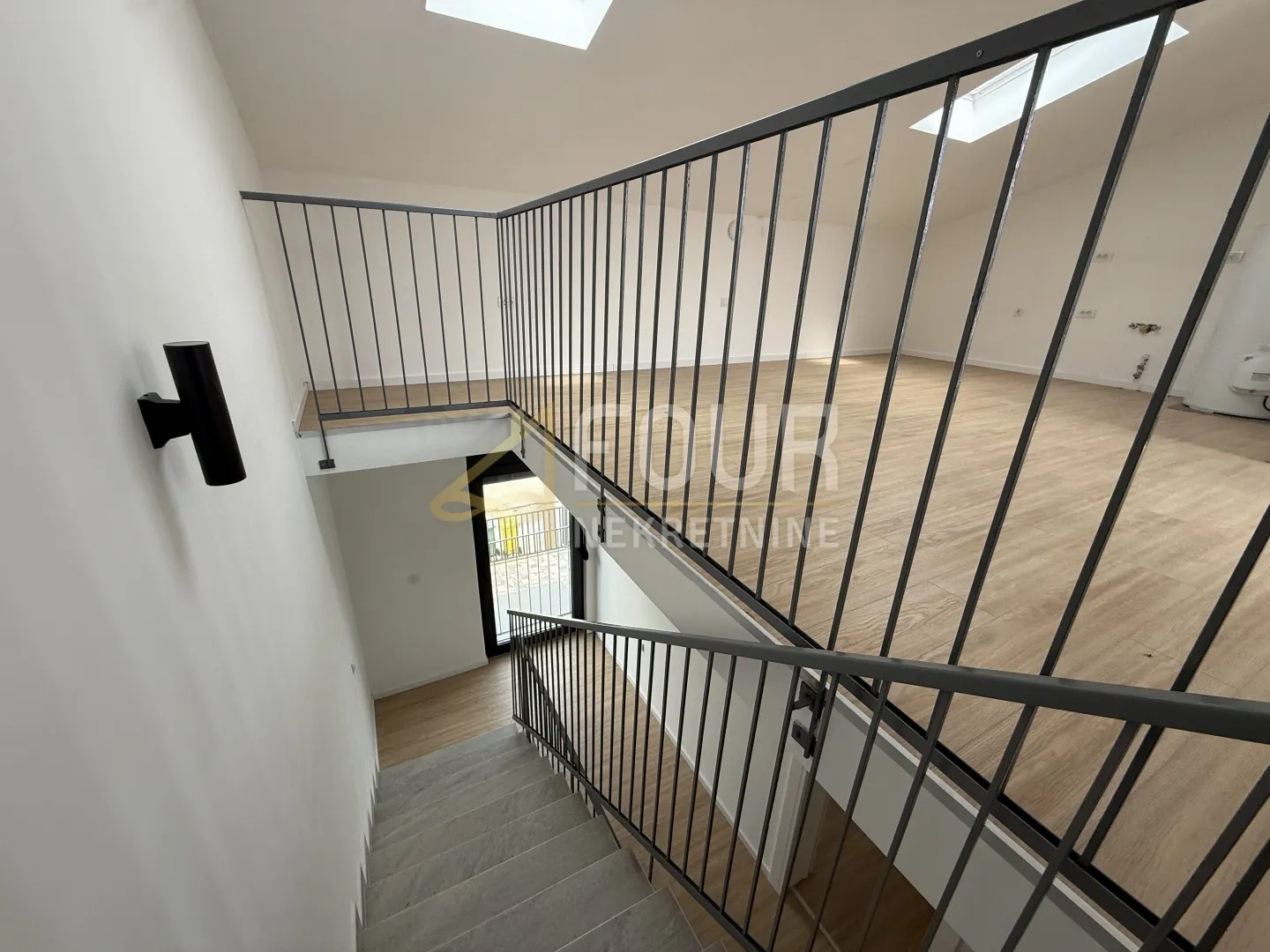 istra, poreč, 4s+db stan s terasom 168,14m2 - slika 15