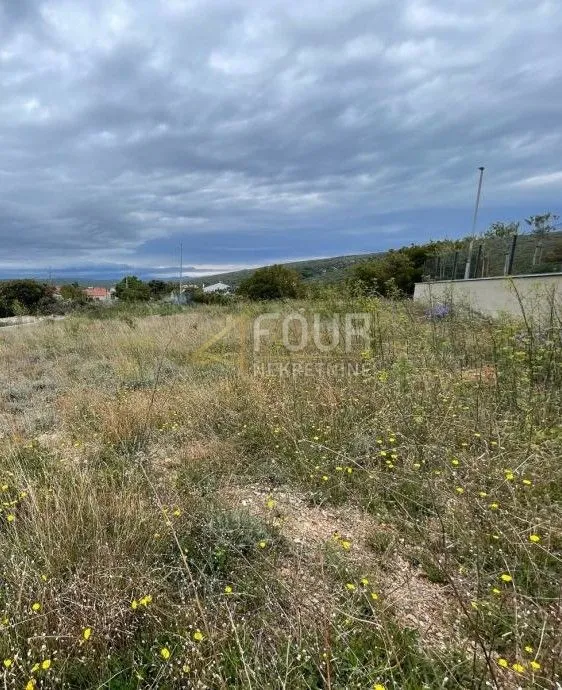 otok krk, punat, atraktivno građevinsko zemljište za kuću s bazenom - slika 2