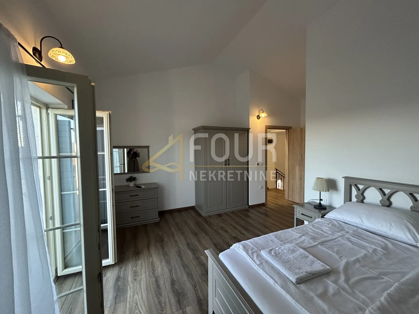 istra, barban - okolica, vila s bazenom, okućnica - slika 21