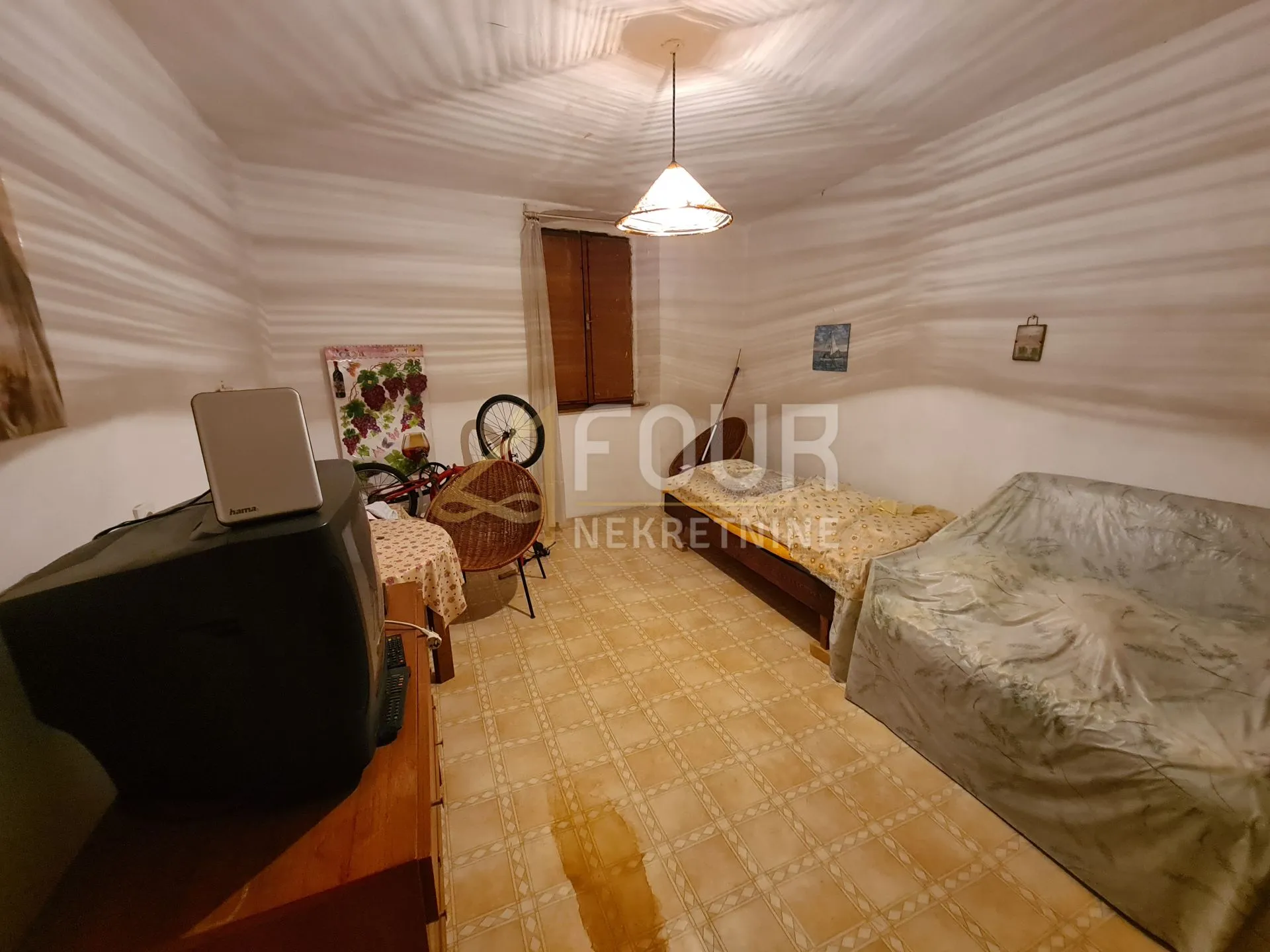 otok cres, cres, stan u staroj jezgri, 44m2, 2s+db, 60m do mora - slika 5