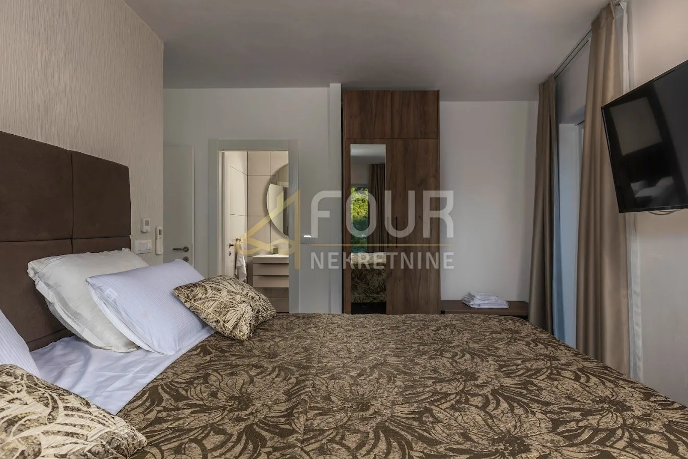 mošćenička draga, luksuzni višeetažni stan, 221.20m2, 3s+db, bazen, sauna - slika 9
