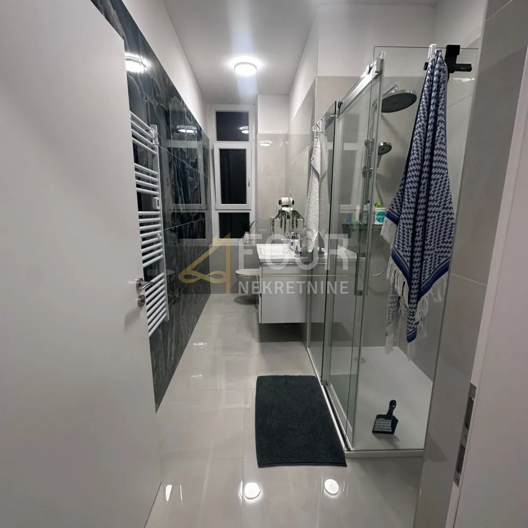 rijeka, centar, 64.70m2, 1s+db, 2 balkona - slika 15