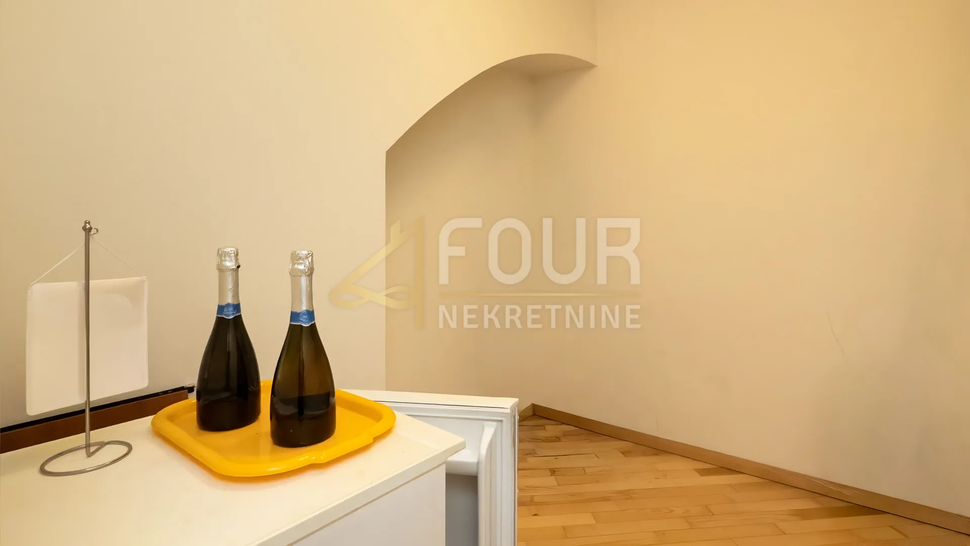 rijeka, stan na korzu, 136.17m2, balkon - slika 11