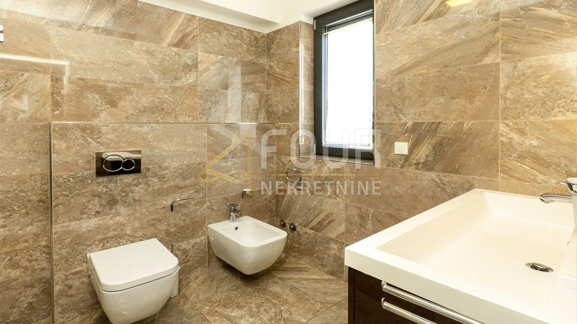 istra, rovinj, luksuzni dvoetažni penthouse, garaža, 100m od mora i plaže - slika 14