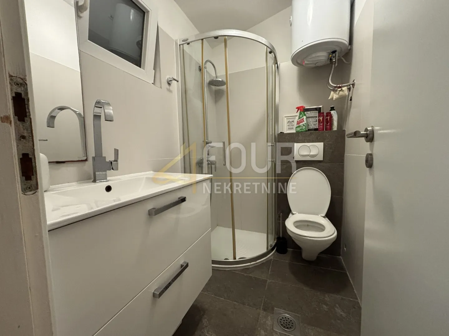 otok rab, kuća u nizu, 110m2, 2 stana - slika 10