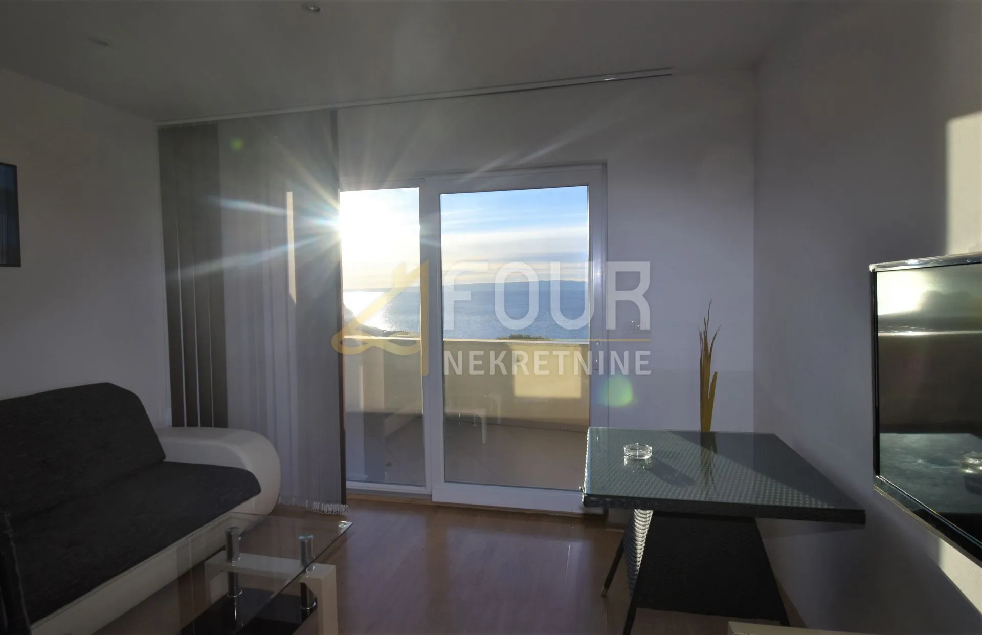 otok krk, stara baška, apartman 110m2, 1. red do mora - slika 9