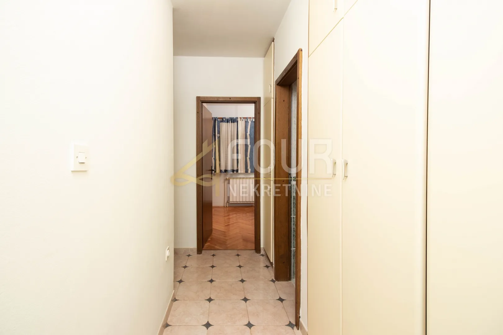 crikvenica, samostojeća kuća - 4 stana, 50m od mora - slika 36