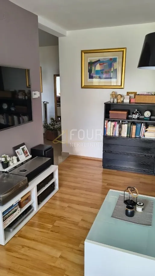 ivanić grad, 2skl, 60.47m2, balkon - slika 6