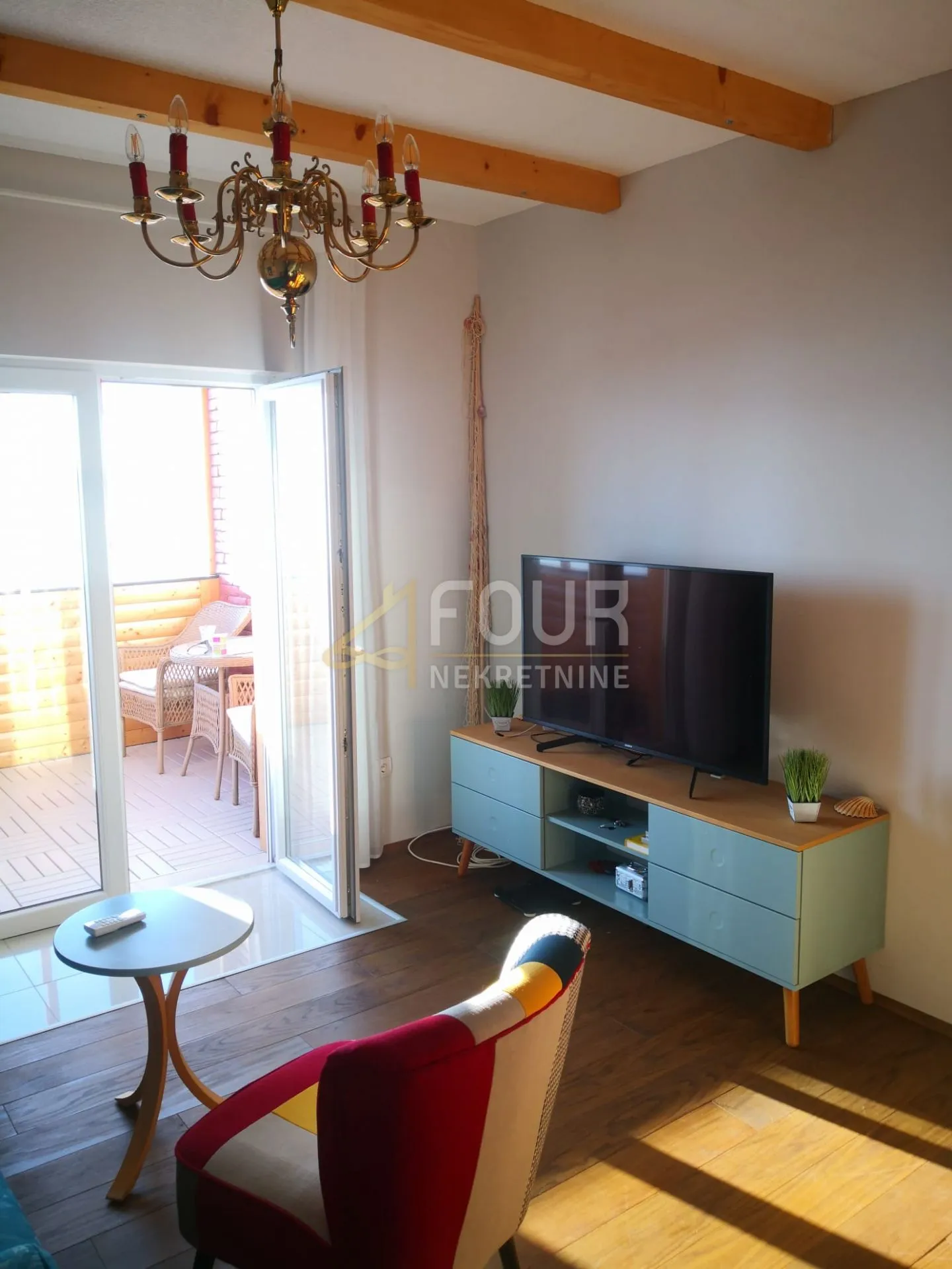 Novi Vinodolski, 51.25m2, 2skl, balkon