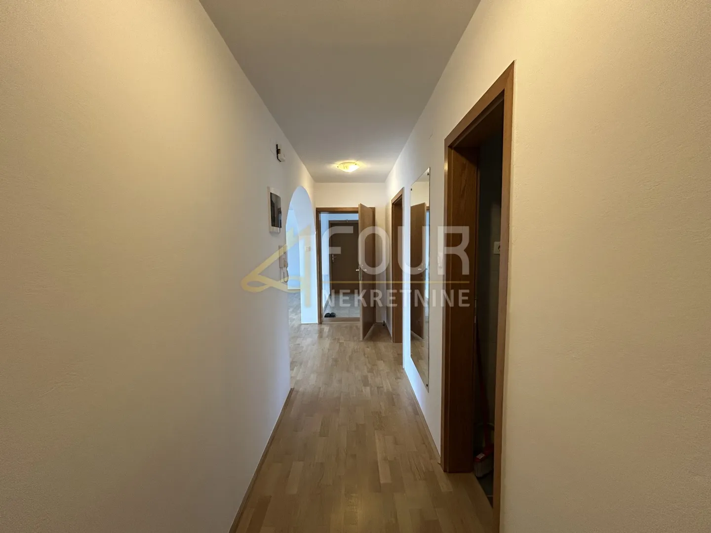 otok krk, baška - okolica, 108.28m2, 3s+db, bazen na korištenje - slika 19