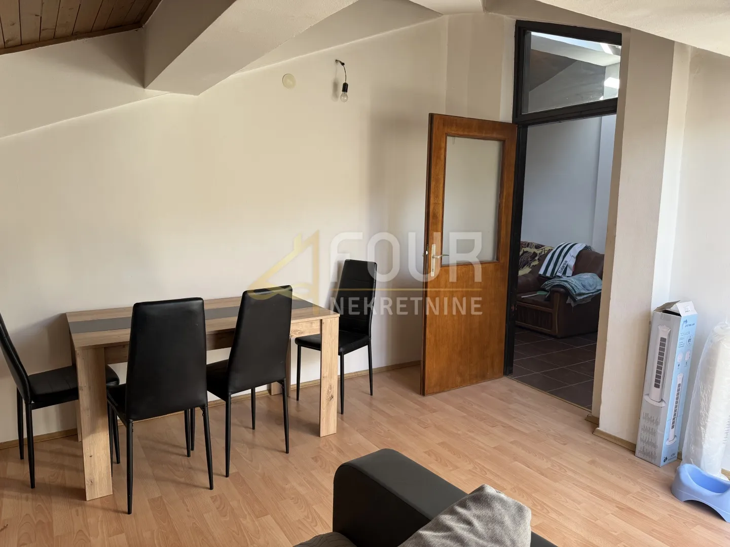 obrovac, 2s+db, 60m2, lođa - slika 2