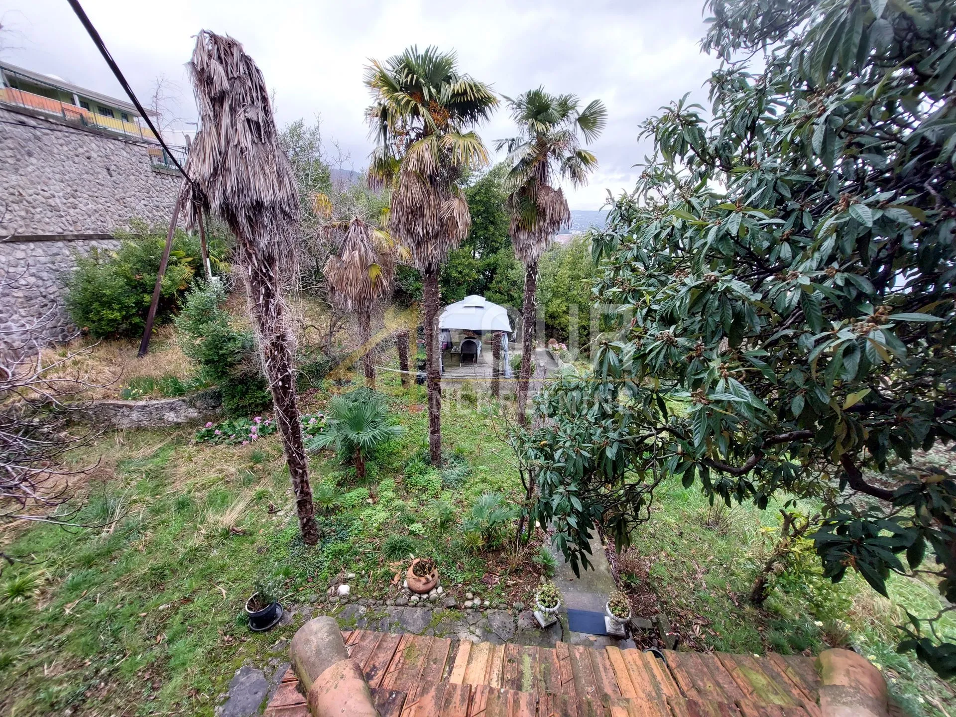 opatija, etaža vile s terasom, veliki potencijal! - slika 18