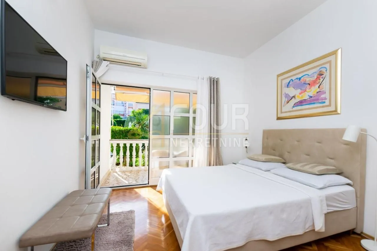 otok krk, malinska, kuća s bazenom i 9 apartmana - slika 15