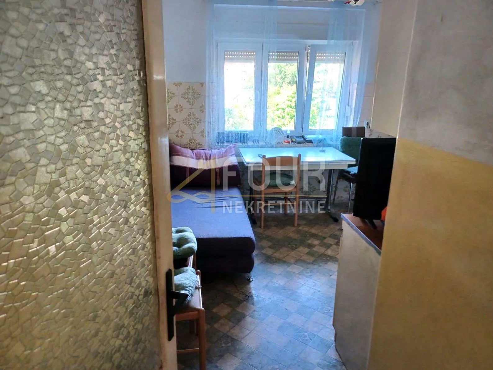 rijeka, banderovo, kuća s dva stana i pomoćnim objektom - slika 5