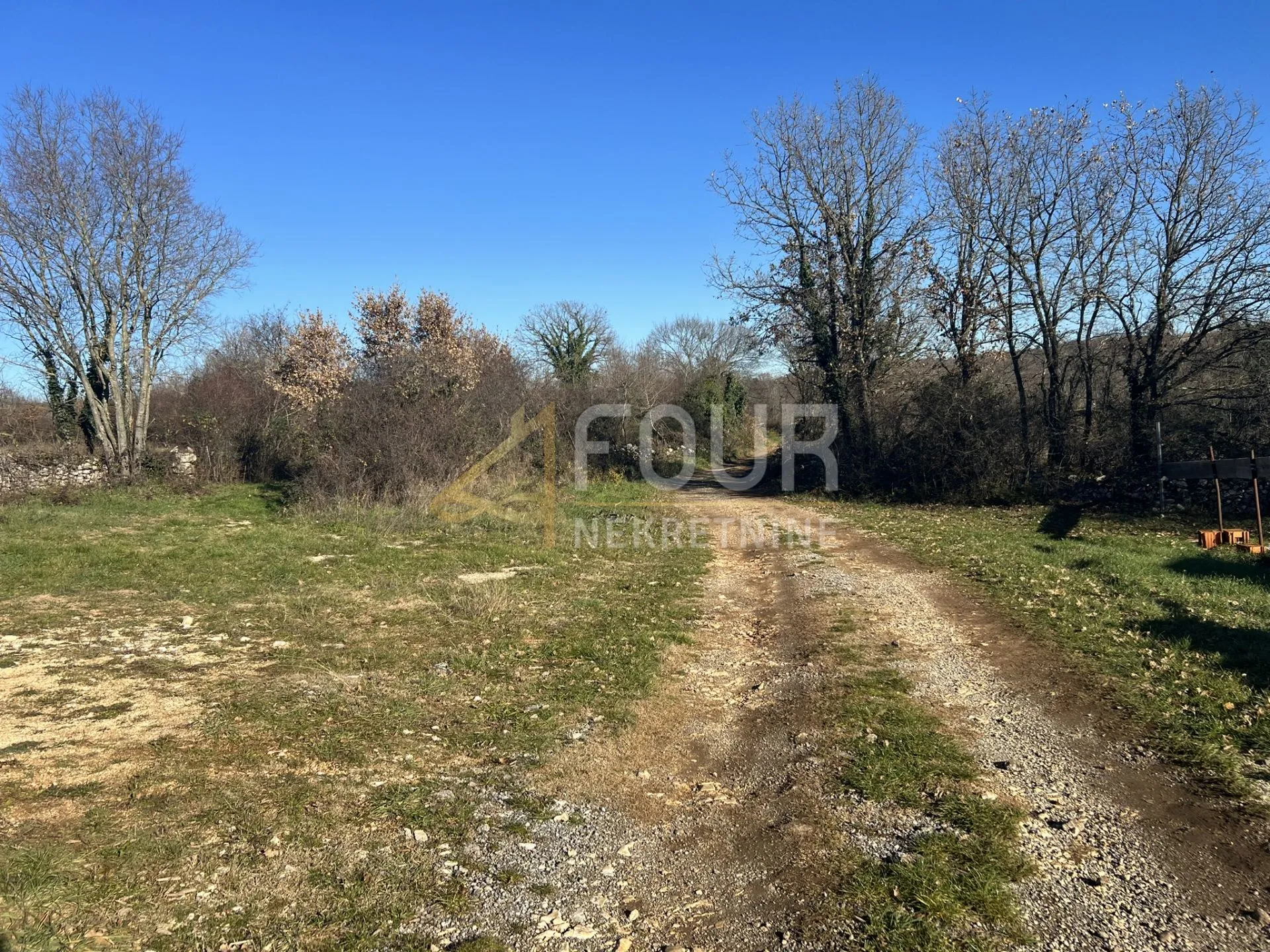 istra, barban, građevinsko zemljište 970m2 - slika 3