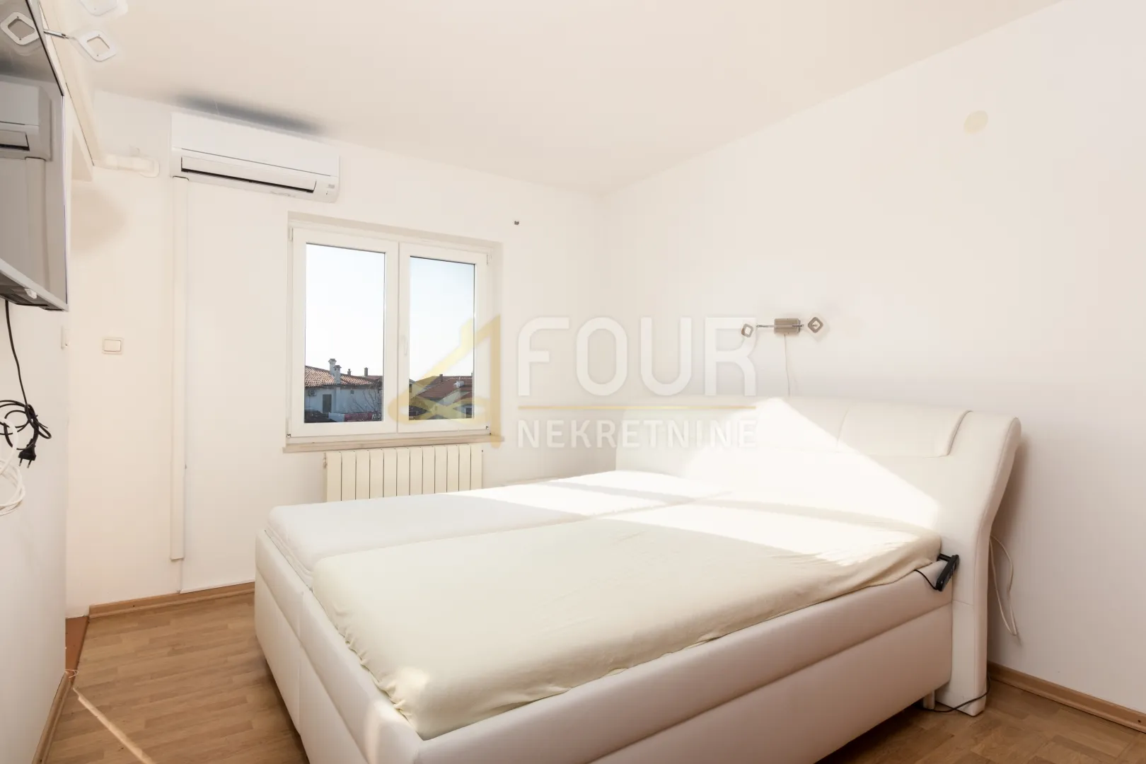 otok krk, krk, 399m2, kuća s bazenom - slika 21