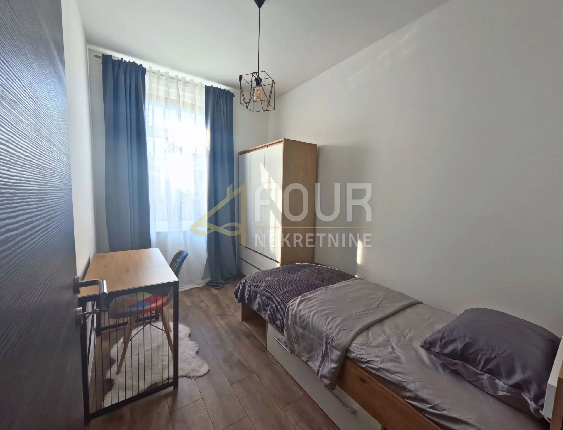 rijeka, širi centar, 98.48m2, 4s+db, balkon, adaptiran gospodski stan! - slika 14