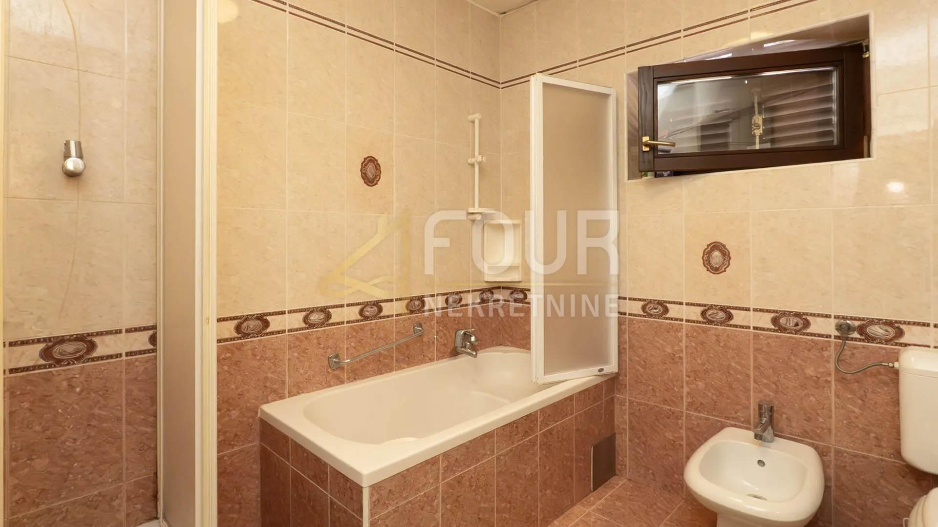 marčelji, 3s+db, 164,22m2, okućnica, pogled na more - slika 15