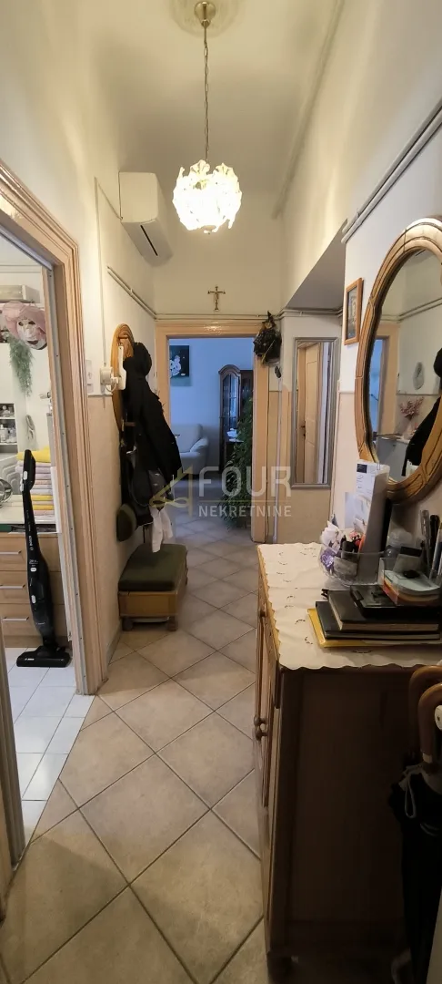 pula, centar, 1s+db, balkon, pogled na more - slika 5