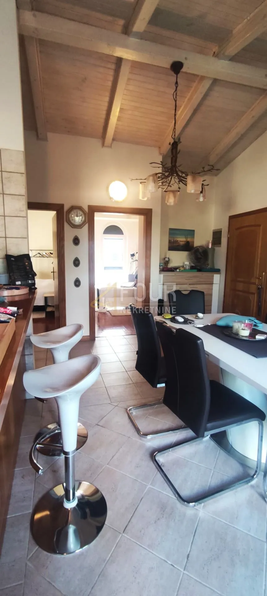 otok krk, malinska, 2s+db, apartman s terasom i pogledom na more - slika 5