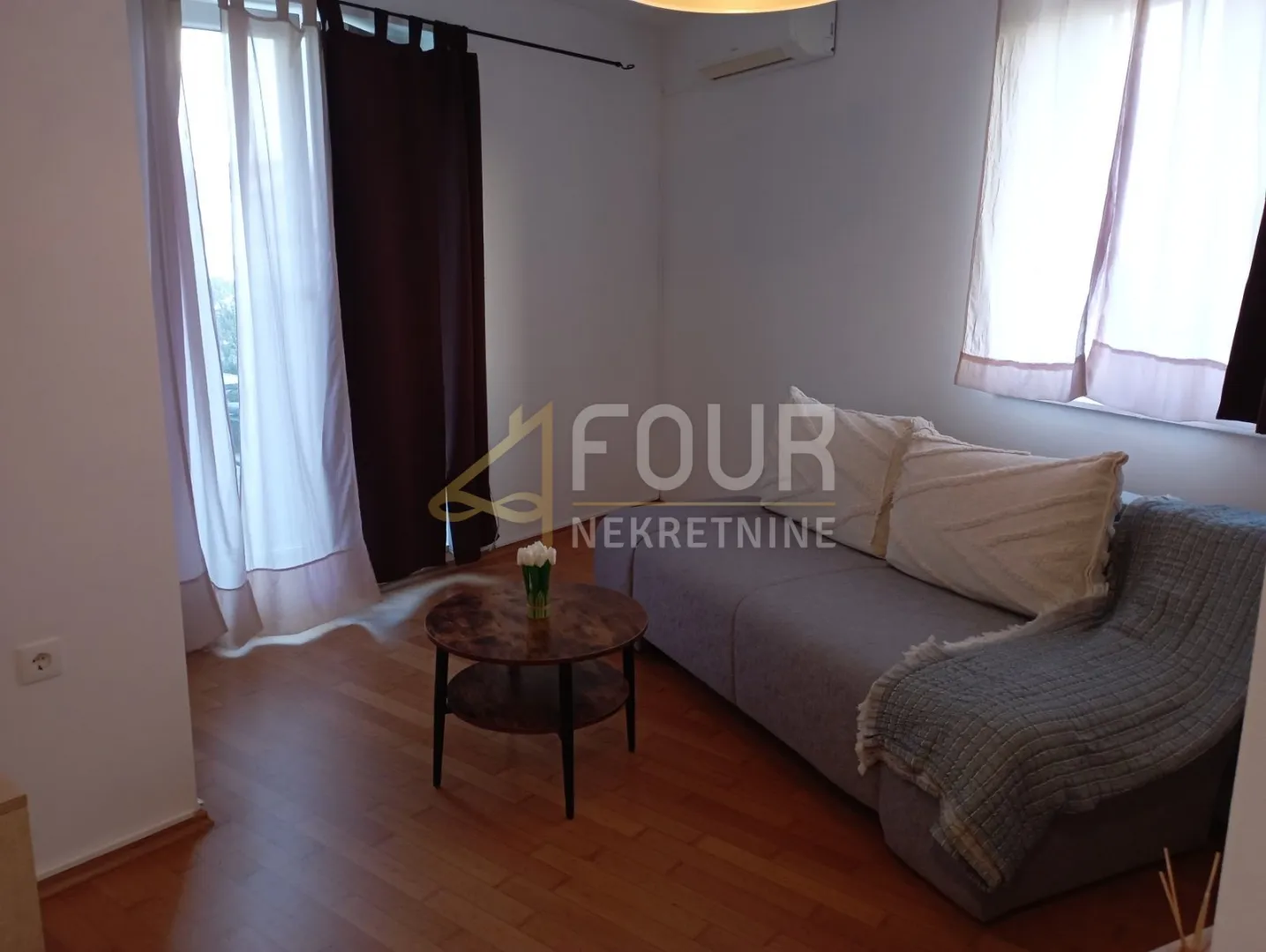 otok krk, grad krk, 42.68m2, 1s+db, terasa i vrt 45.50m2 - slika 4