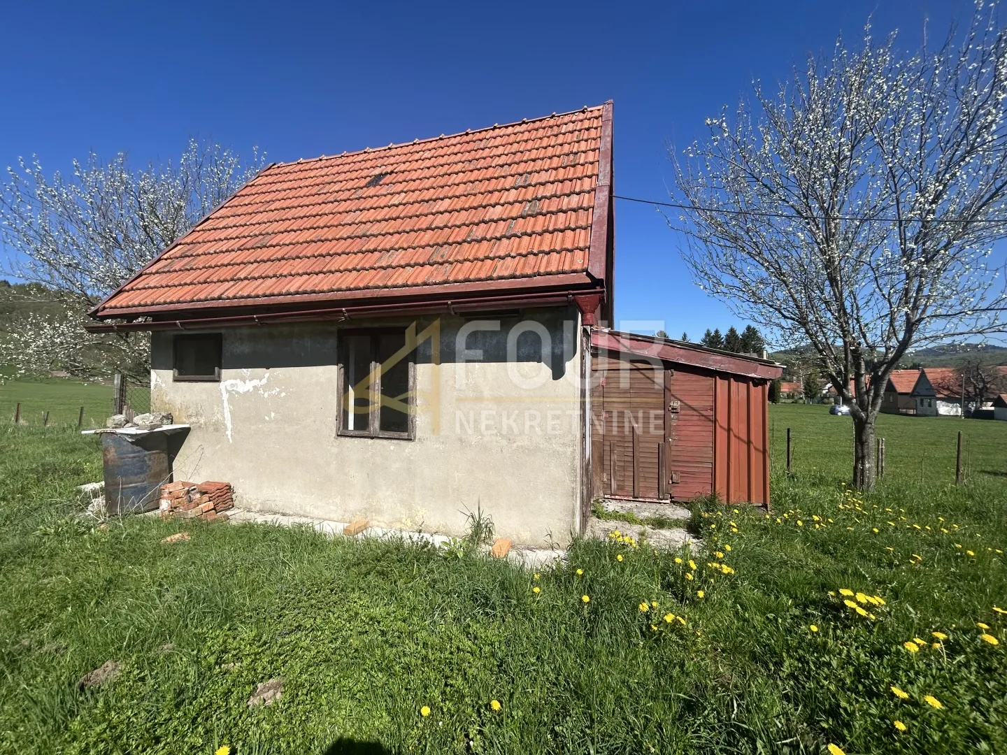 gorski kotar, mrkopalj, kuća + 3 gosp. objekta, garaža, velika okućnica - slika 4