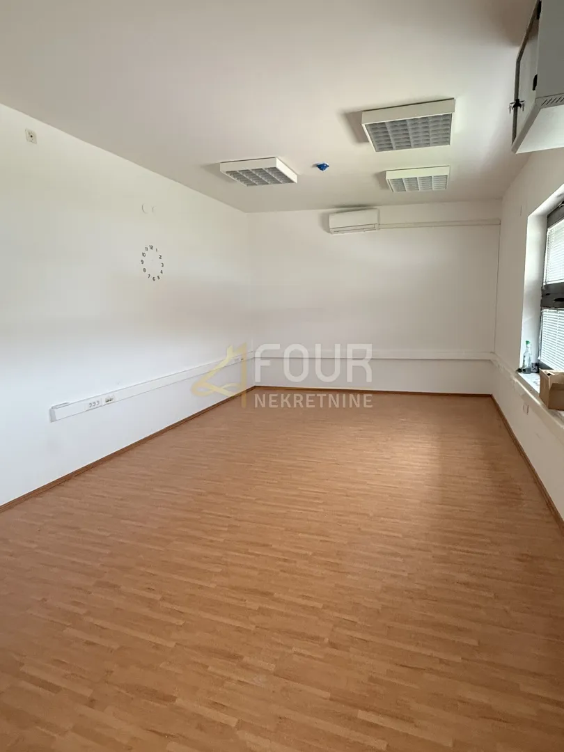 zakup, matulji, poslovni prostor od 140.45m2 - slika 6