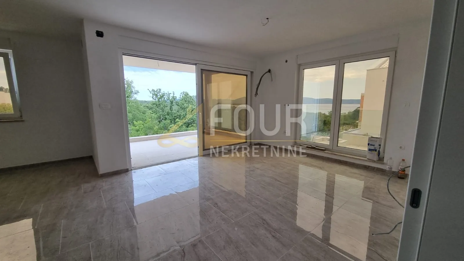 otok krk, njivice, 2s+db, novogradnja, pogled na more - slika 2