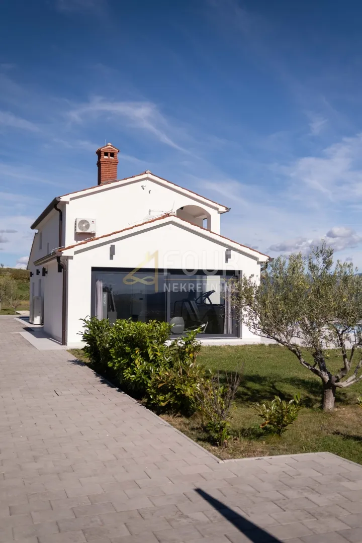 istra, buzet, luksuzna vila s bazenom - slika 9