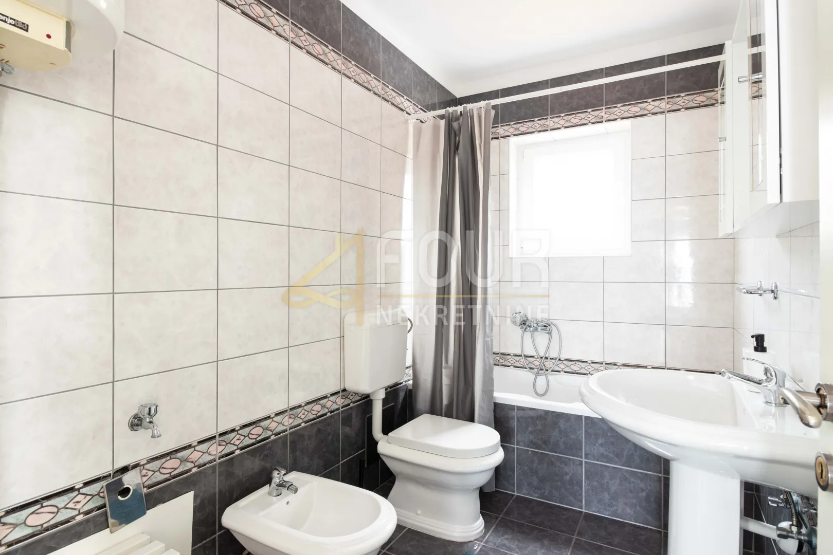 crikvenica, samostojeća apartmanska kuća s bazenom - slika 20