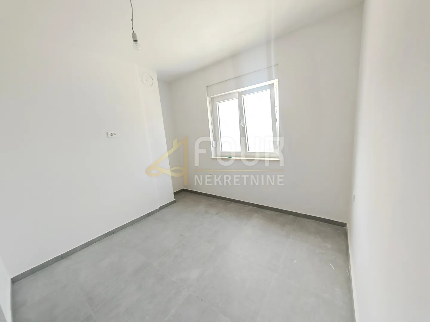 istra, pula - valdebek, novogradnja, 89.95m2, 3s+db, lođa - slika 6