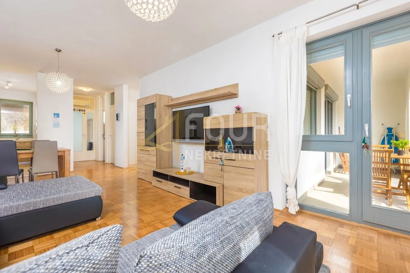 otok krk, vrbnik, 89.01m2, 3s+db, lođa - slika 2