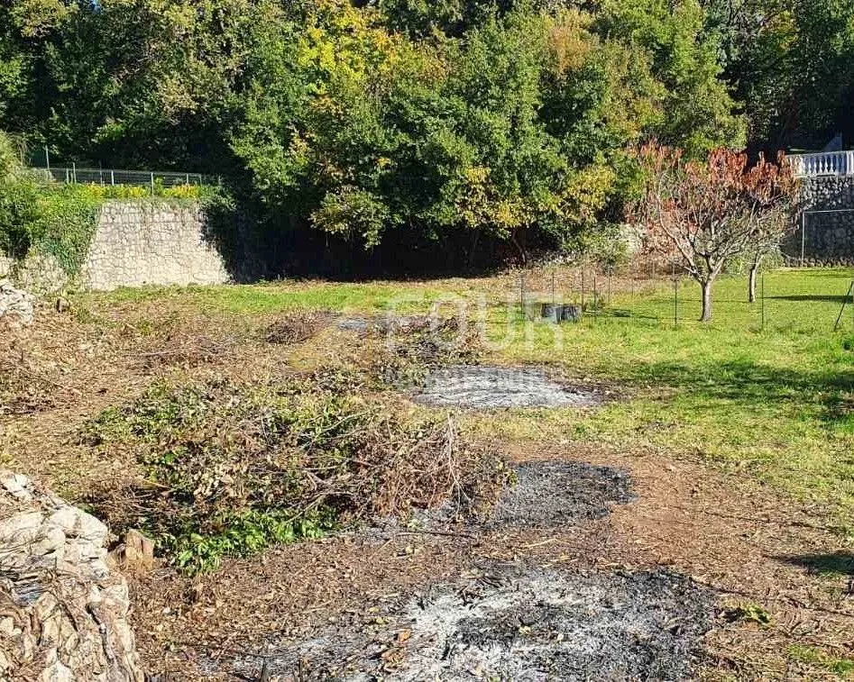 Rijeka, Srdoči - centar, građevinsko zemljište 982m2