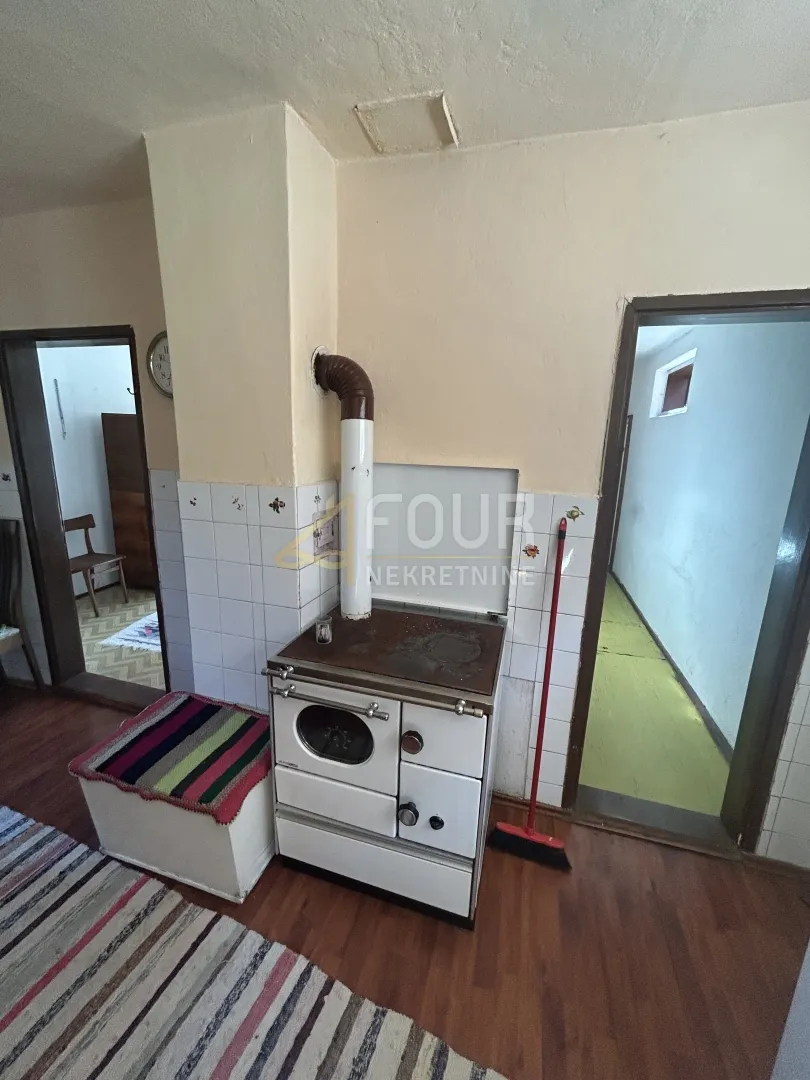 gorski kotar, mrkopalj, kuća + 3 gosp. objekta, garaža, velika okućnica - slika 9