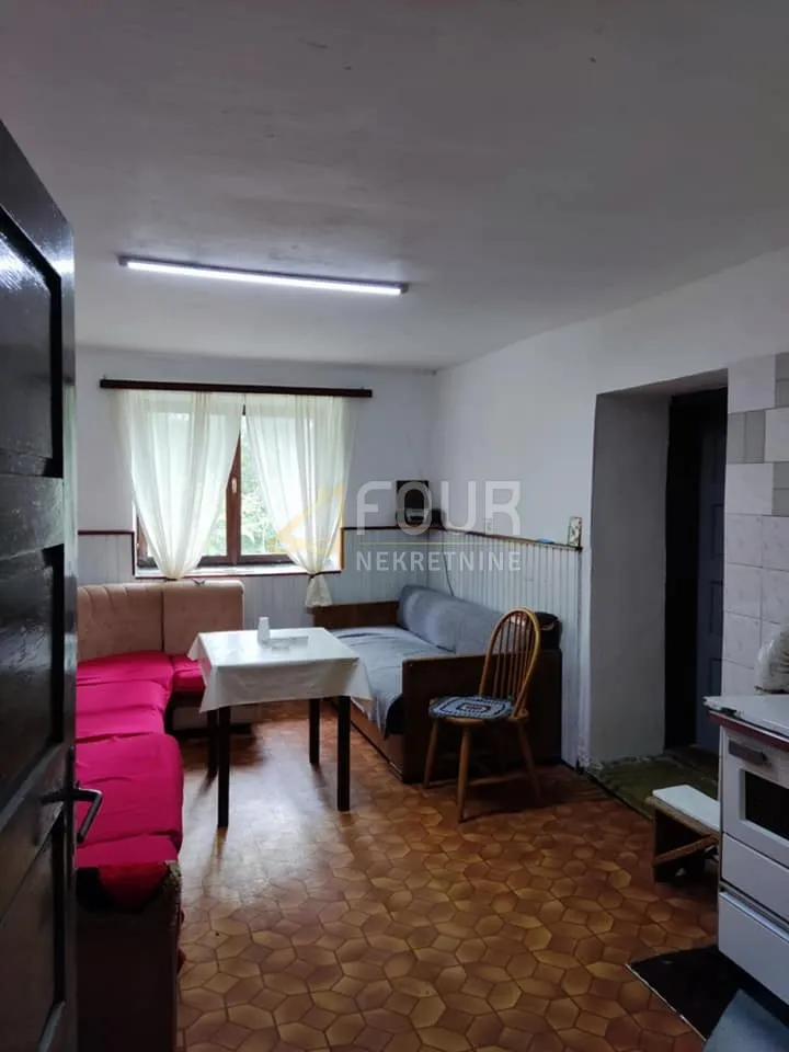 Gorski kotar, Vrbovsko - okolica, samostojeća kuća, 200m2