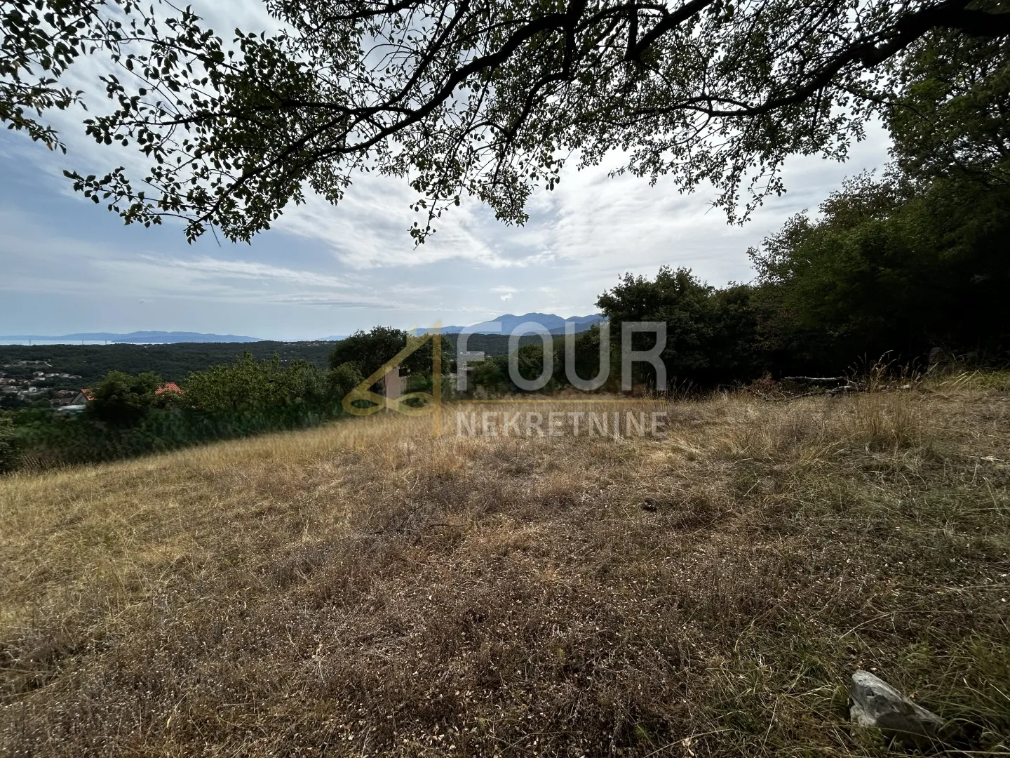 Kastav, građevinsko zemljište 5.250m2
