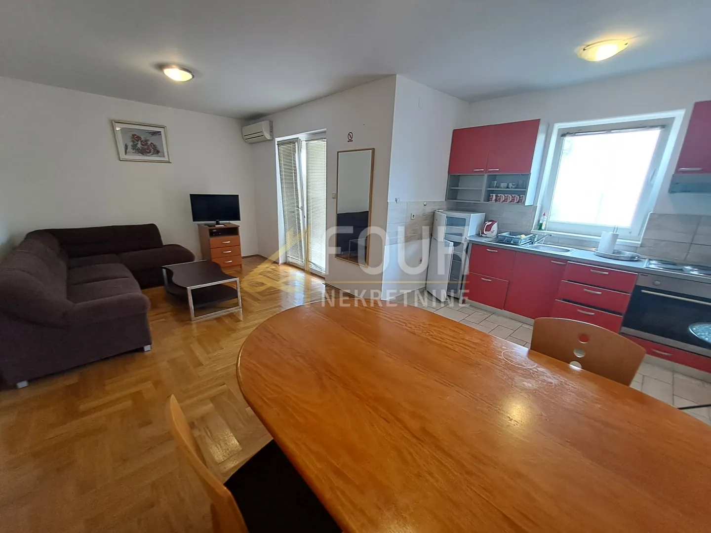 Otok Krk, Malinska, 61m2, 2s+db, terasa - Malinska, Malinska-Dubašnica