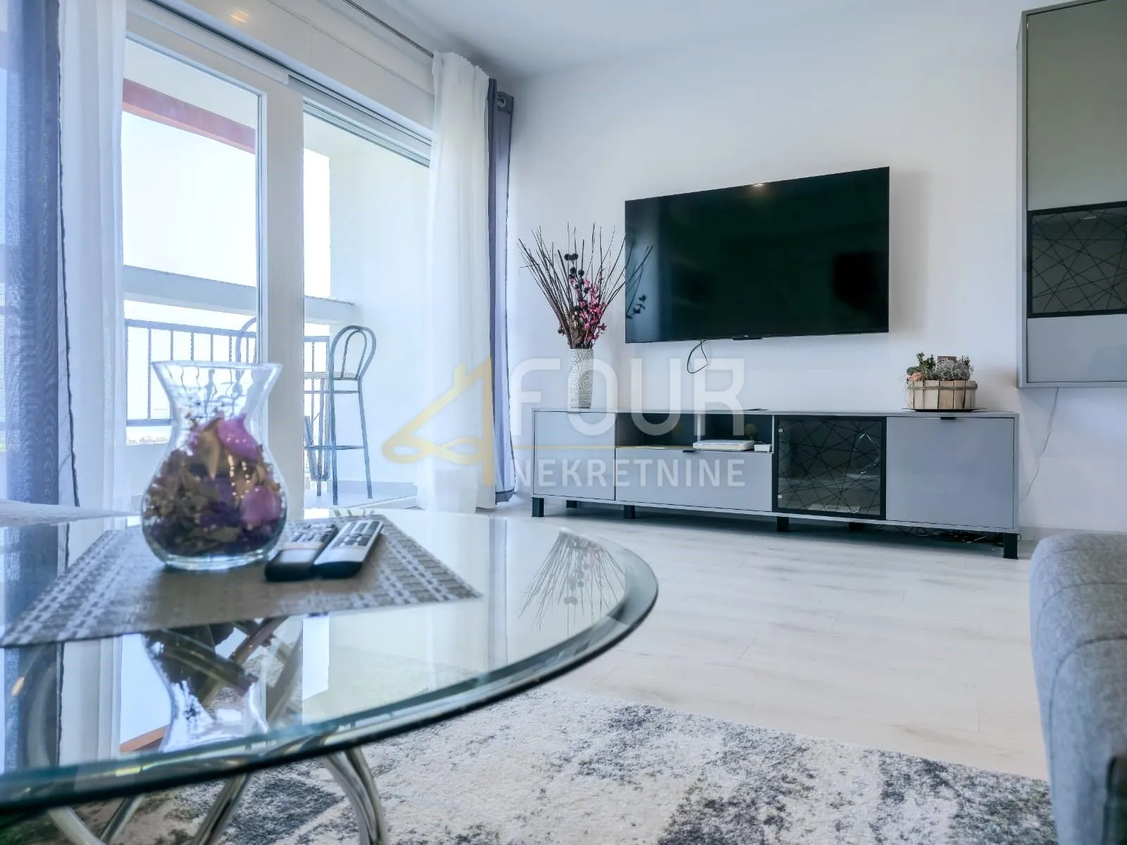 Rijeka, Belveder, adaptiran stan, 56.20m2, 1s+db, pogled na more