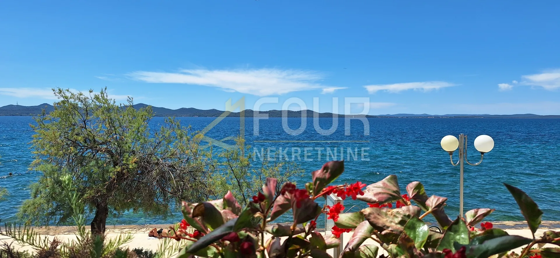 zadar, hotel na fantastičnoj poziciji - 1. red do mora - slika 14